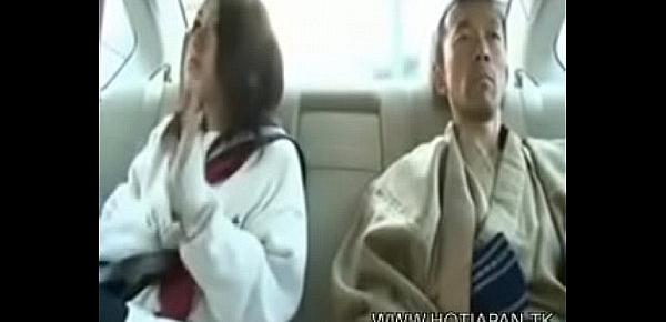  Pretty Japanese Girl - Sex in The Car